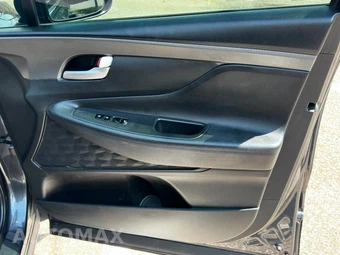 2020 Hyundai Santa Fe SE - miniatura 17