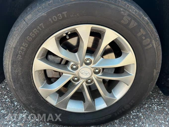 2020 Hyundai Santa Fe SE - miniatura 8