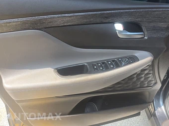 2020 Hyundai Santa Fe SE – miniatura 9