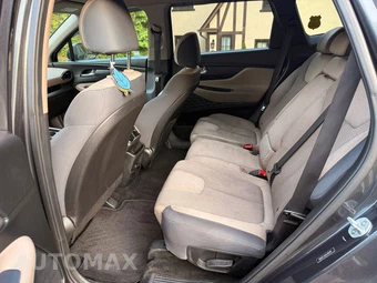 2020 Hyundai Santa Fe SE - miniatura 9