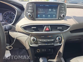 2020 Hyundai Santa Fe SE – miniatura 11
