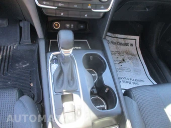 2020 Hyundai Santa Fe SEL - miniatura 17
