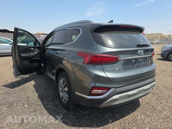 2020 Hyundai Santa Fe SEL - miniatura 2
