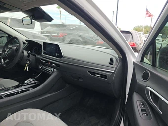 2020 Hyundai Sonata SE - miniatura 19