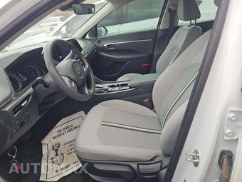2020 Hyundai Sonata SE - miniatura 6