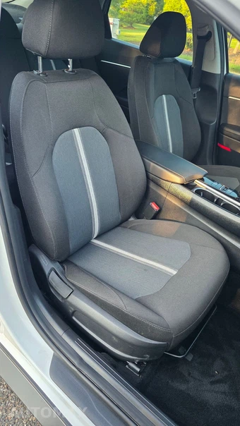 2020 Hyundai Sonata SE - miniatura 11