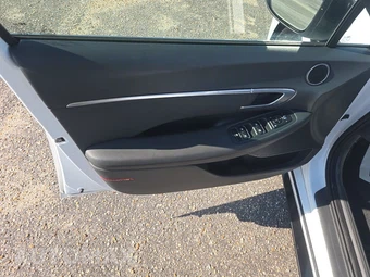 2020 Hyundai Sonata SEL – miniatura 9