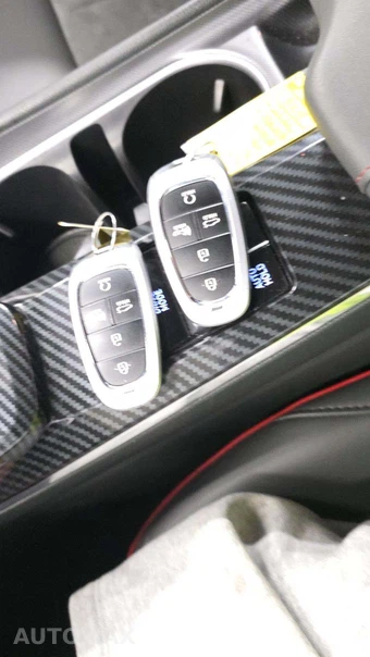 2020 Hyundai Sonata SEL Plus - miniatura 20