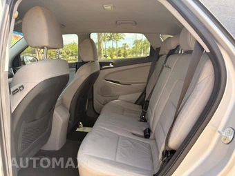 2020 Hyundai Tucson SE - miniatura 10