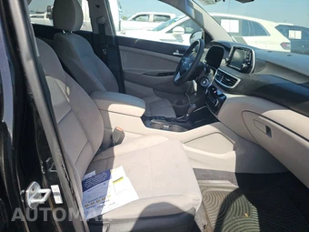 2020 Hyundai Tucson SE – miniatura 8