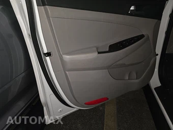 2020 Hyundai Tucson SE - miniatura 9
