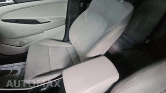 2020 Hyundai Tucson SE – miniatura 21