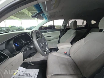 2020 Hyundai Tucson SE – miniatura 7