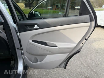 2020 Hyundai Tucson SE – miniatura 25
