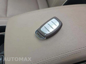 2020 Hyundai Tucson Ultimate – miniatura 8