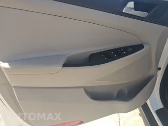 2020 Hyundai Tucson Value – miniatura 9
