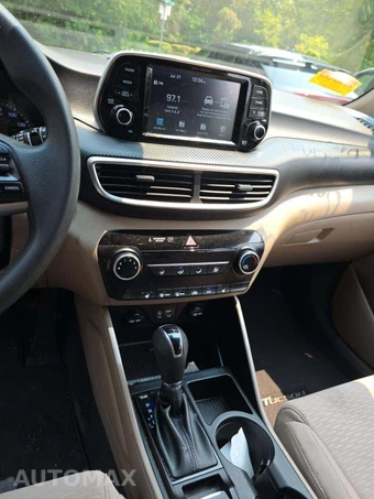 2020 Hyundai Tucson Value – miniatura 10