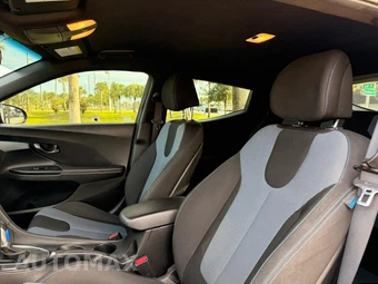 2020 Hyundai Veloster 2.0 - miniatura 12