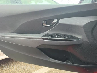2020 Hyundai Veloster 2.0 Premium - miniatura 9