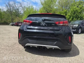 2020 Hyundai Veloster Turbo Ultimate – miniatura 3