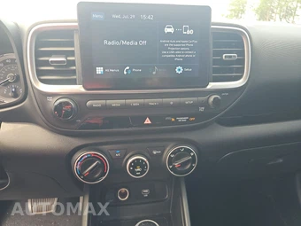2020 Hyundai Venue SE – miniatura 11