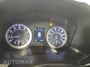 2020 Hyundai Venue SE – miniatura 12