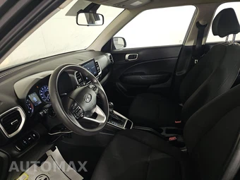 2020 Hyundai Venue SE – miniatura 7