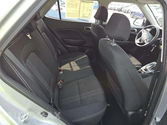 2020 Hyundai Venue SEL – miniatura 16