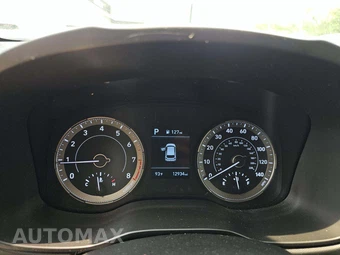 2020 Hyundai Venue SEL – miniatura 9