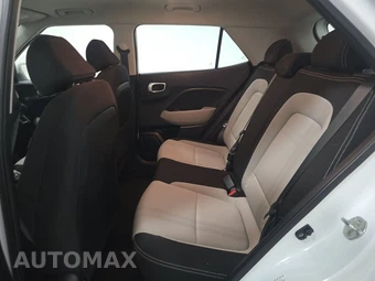 2020 Hyundai Venue SEL - miniatura 13