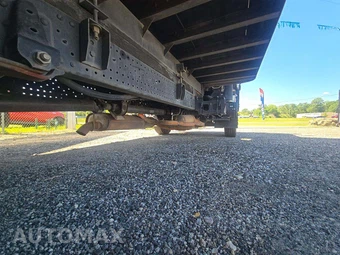 2020 Isuzu NPR HD Base Low Tilt – miniatura 14
