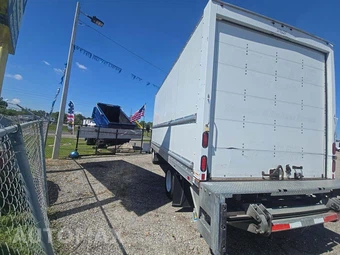 2020 Isuzu NPR HD Base Low Tilt – miniatura 2