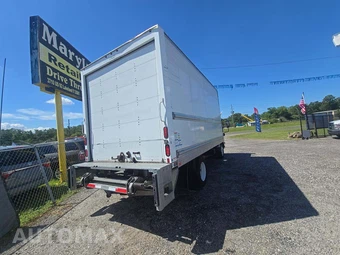 2020 Isuzu NPR HD Base Low Tilt – miniatura 3