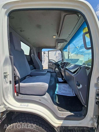 2020 Isuzu NPR HD Base Low Tilt – miniatura 15