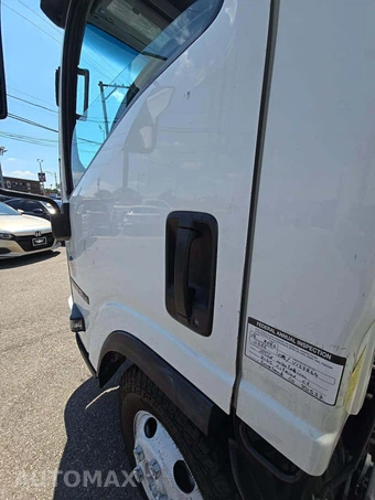 2020 Isuzu NPR HD Base Low Tilt – miniatura 21