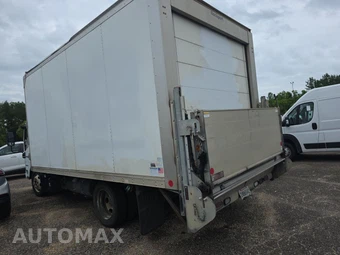 2020 Isuzu NQR – miniatura 6