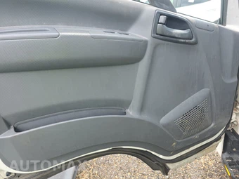 2020 Isuzu NQR – miniatura 9