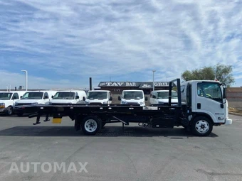2020 Isuzu NRR Base Low Tilt - miniatura 18