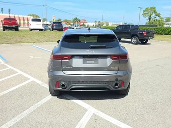 2020 Jaguar E-PACE Checkered Flag – miniatura 4