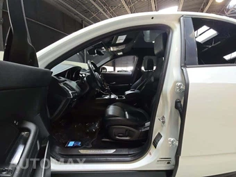 2020 Jaguar E-PACE – miniatura 6