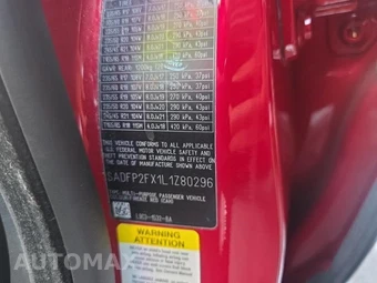 2020 Jaguar E-PACE SE – miniatura 17