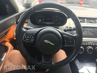 2020 Jaguar E-PACE SE - miniatura 10