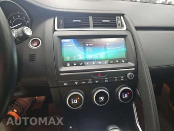 2020 Jaguar E-PACE SE – miniatura 10