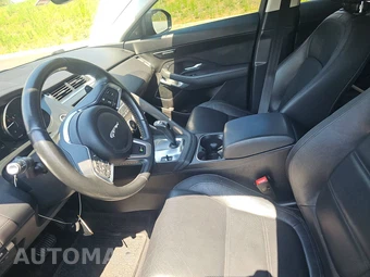 2020 Jaguar E-PACE SE – miniatura 13