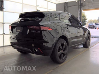 2020 Jaguar E-PACE SE – miniatura 4