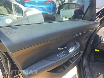 2020 Jaguar E-PACE SE – miniatura 9