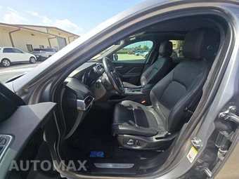 2020 Jaguar F-PACE 25t Premium – miniatura 3