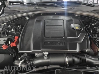 2020 Jaguar F-PACE 25t Premium – miniatura 15