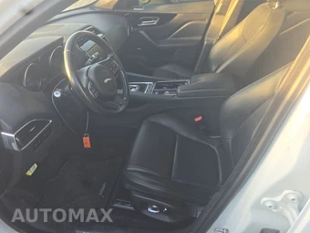 2020 Jaguar F-PACE 25t Premium – miniatura 7