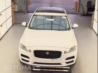 2020 Jaguar F-PACE 25t Premium - miniatura 5